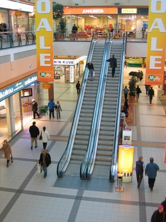 shopping-mall-1438857